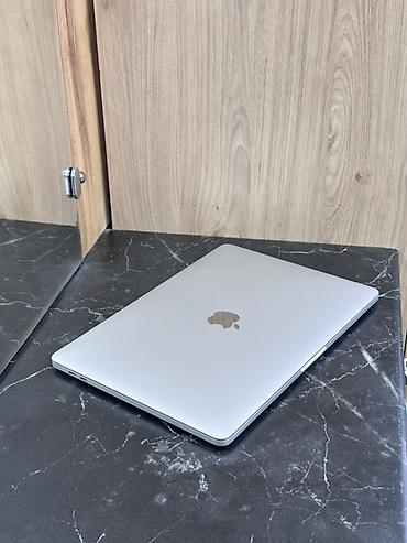 Ноутбуки: Ноутбук, Apple, 16 ГБ ОЗУ, Intel Core i5 — 2