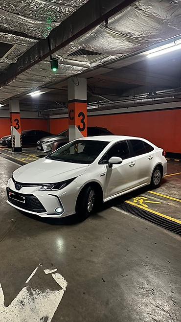 techno spark: Toyota Corolla: 2023 г., 1.8 л, Автомат, Гибрид, Седан — 2