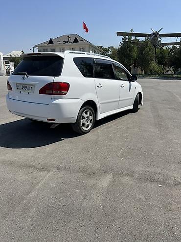 5 htp: Toyota Ipsum: 2003 г., Минивэн — 6