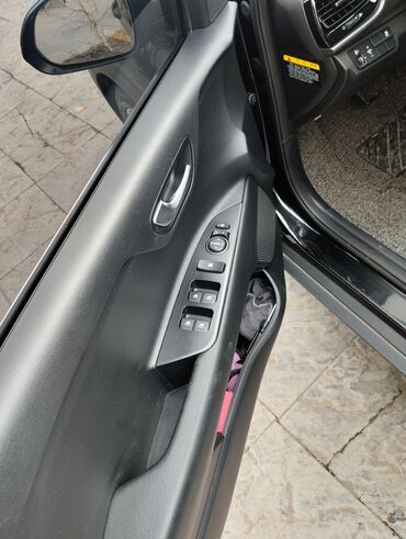 Односпальные кровати: Продаю Киа стрник 2018 в идеальном состоянии at lalafo.kg — 5 Односпальные кровати: Продаю Киа стрник 2018 в идеальном состоянии — 5