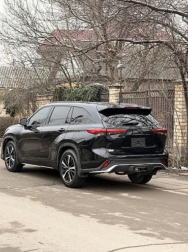 Toyota: Toyota Highlander: 2022 г., 3.5 л, Автомат, Бензин — 7