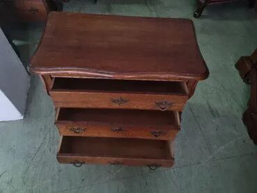 Stilske komode: Dozina 75 cm Dubina 40 cm Visina 65 cm na lalafo.rs — 8 Stilske komode: Dozina 75 cm Dubina 40 cm Visina 65 cm — 8