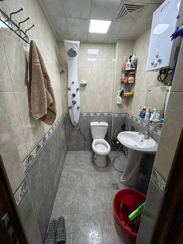 Köhnə tikili: Bakı, Bakıxanov qəs., 4 otaqlı, Köhnə tikili, 100 kv. m — 16