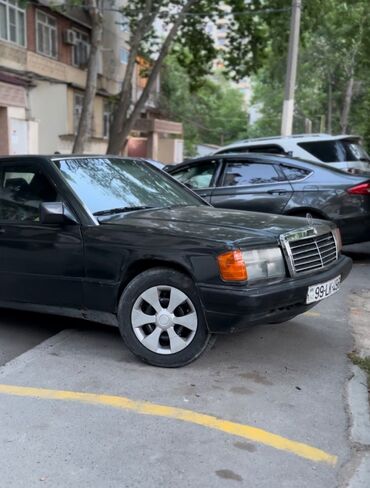 Avtomobil alışı: Mercedes-Benz 190: 0.2 l | 1990 il Sedan