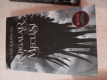 Bədii ədəbiyyat: Leigh Bardugo – Grishaverse kitabları (Türkcə nəşrlər) Paketdə olan — 1