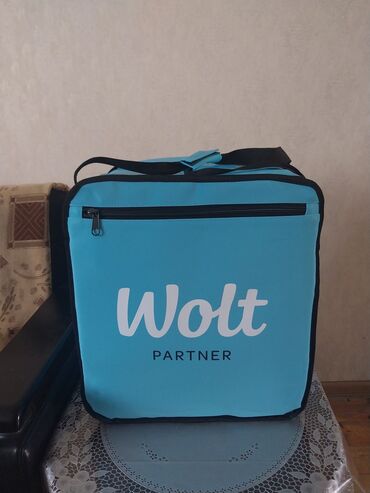 Digər biznes avadanlığı: Wolt Çantası.Yenidir işlənməyib.Qiymət sondur.40azn
