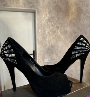 женские кеды на платформе: Qadın ayaqqabıları — müxtəlif modellər - Qara platformalı stiletto