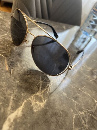 optik eynək: Original Marc Jacobs Kisi eyneyi satiram.165 Euro’a Amerikadan sifaris