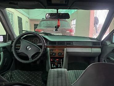 Mercedes-Benz: Mercedes-Benz W124: 1991 г., 2 л, Механика, Бензин, Седан — 5