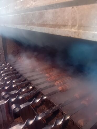 Aşpazlar: 38 yasim var Kababci isi axtariram kime kababci lazim olsa elaqe — 9