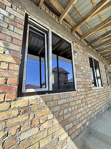 купить готовый туалет для дачи: Готовое пластиковое окно, Тип окна: Стандартные, Новый, Бесплатная установка, Без рассрочки — 3