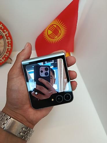 z flip 7: Samsung Galaxy Z Flip6 (раскладной смартфон) Флип 6 12/256 В — 1