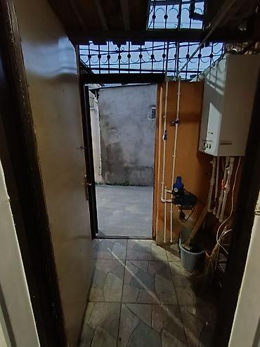 keslede satilan evler: 1 otaqlı, 35 kv. m — 2