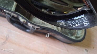 Skripkalar: Yamaha SV 110
tam işlək vəziyyətdə