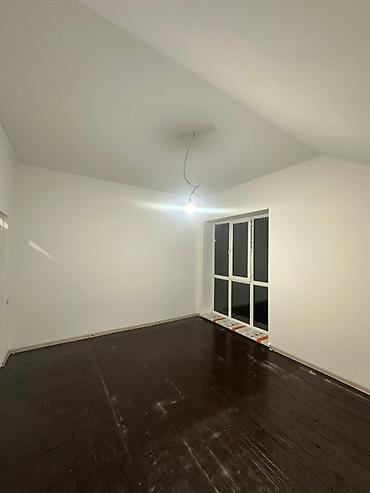 Продажа коттеджей и домов: Продается двухэтажный кирпичный дом. Дом построен из качественного at lalafo.kg — 11 Продажа коттеджей и домов: Продается двухэтажный кирпичный дом. Дом построен из качественного — 11