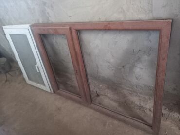 işlənmiş plastik qapi pencere: Qəhvəyi pəncərə yenidir hündürlüyü 110 eni 150dir.şüşəsi və ruçkası