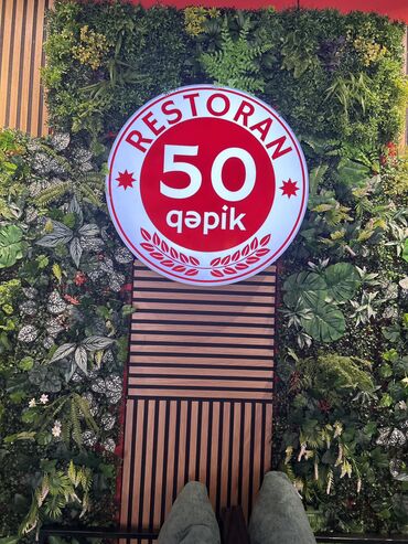 Taksi, logistika, çatdırılma: Ofisiant tələb olunur, Restoran, Gündəlik ödəniş, 18-29 yaş, 1 ildən az təcrübə