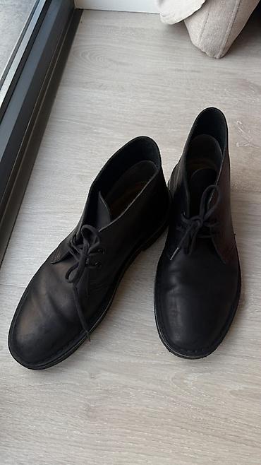 кожаная обувь распродажа: Мужские кожаные ботинки Clarks Originals, размер EU 40. В отличном — 4