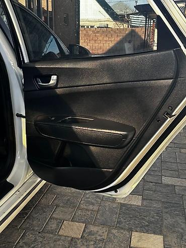 Kia: Kia K5: 2016 г., 2 л, Автомат, Газ, Седан — 7