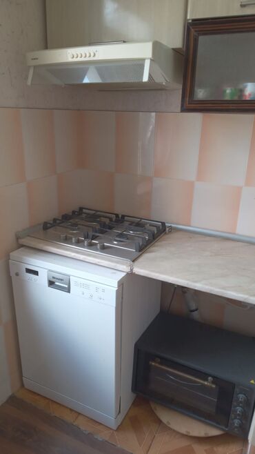 Köhnə tikili: Bakı, Mərdəkan, 2 otaqlı, Köhnə tikili, m. Koroğlu, 45 kv. m — 8