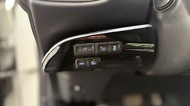 Унаа сатуу: Toyota Prius: 2018 г., 1.8 л, Вариатор, Гибрид, Лифтбек — 10