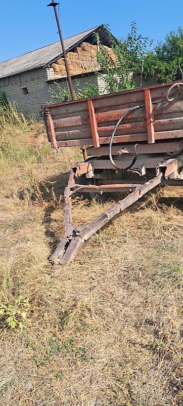 Traktorlar: Belarus MTZ 821 traktor - Rəng: mavi, kabinli - 4x4 (ön aparıcı — 17