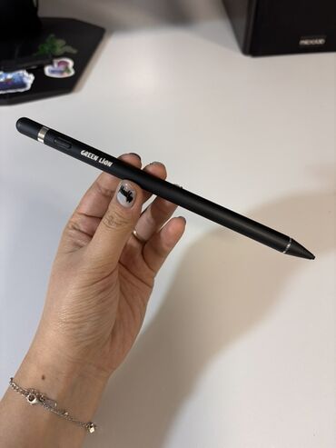 стилус на айпад: Стилус Green Lion (черный) - Универсальный емкостный стилус для