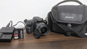 фотоаппарат зеркальный: Sony Alpha SLT-A58 с объективом 18-55 мм 3.5-5.6 SAM II. Купил эту