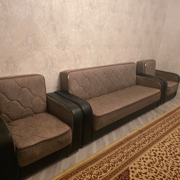 Sifarişlə dolablar: İşlənmiş, Divan, 2 kreslo, Bazalı, Açılan