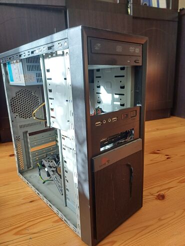 online iş elanları kişilər üçün: Köhnə kompüter 775 socket / E2200 / 1GB RAM 450W blok / köhnə korpus