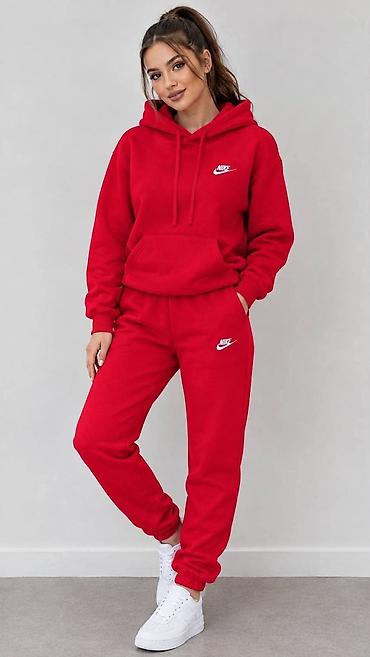 ženske: Ženske trenerke S,M,L,XL veličine za samo 4700 din, debele — 3