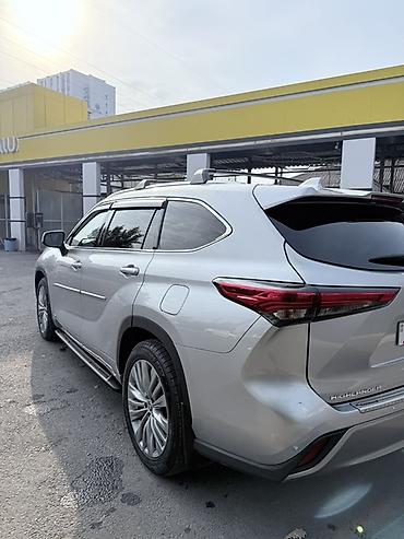 2 8: Toyota Highlander: 2022 г., 2.5 л, Автомат, Гибрид, Кроссовер — 2