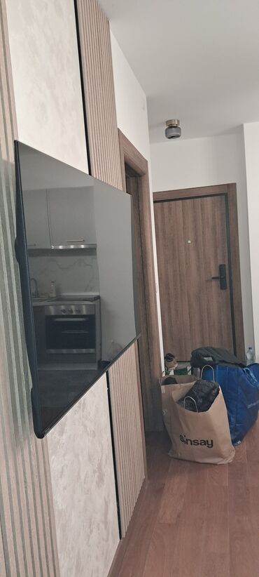 Dugoročni najam stanova: 1 soba — 8