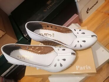белая обувь: Новые 35 размер