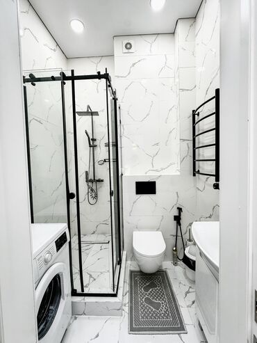 Посуточная аренда квартир: 1 комната, Душевая кабина, Постельное белье, Кондиционер — 3