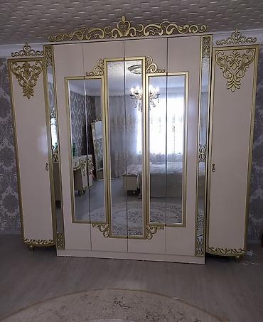 ailə ağacı hazırlamaq: Klassik üslubda tam yataq otağı dəsti Tərkibi: - Çarpayı: yumşaq — 7