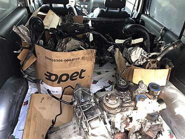 luaz satilir: Land rover 2017-il, 3 di̇zel motor sbor, bi̇r turbolu adbulu olan 3 — 6