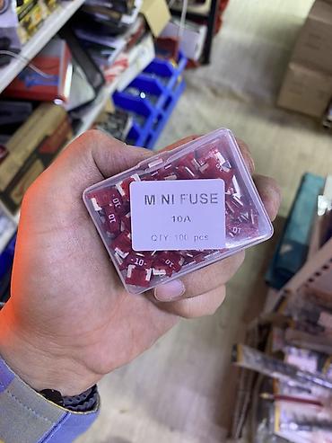 Набор автомобильных мини-предохранителей (Mini Fuse) 10A. - Тип: мини