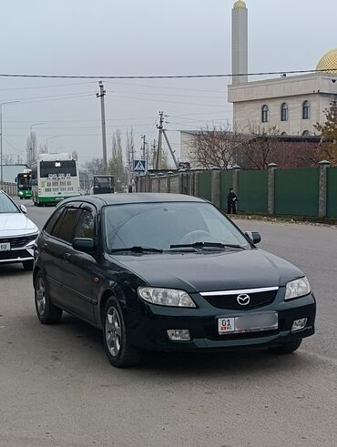 Mazda: Mazda 323: 2001 г., 1.6 л, Механика, Бензин, Хэтчбэк