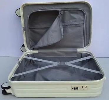 Putni koferi i torbe: Tvrdi kofer na točkiće sa printom “Sparkling Beverage – Argonate”. - — 22