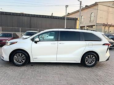 Toyota: Toyota Sienna: 2021 г., 2.5 л, Автомат, Гибрид, Минивэн — 3