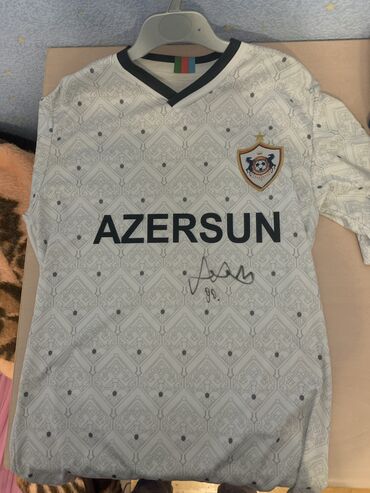 İdman formaları: Nəriman Axundzadə İmzalı forma Qarabağ 22/23 sezon forması Razmer 