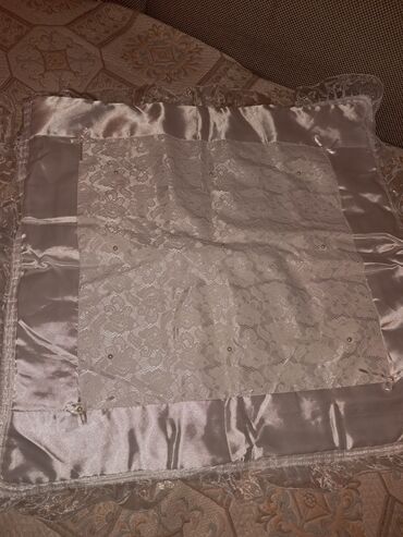 Örtüklər: Xestexana çıxışı belek, çanta, sebet. Tezedir. Ağ rəngdə körpə — 3