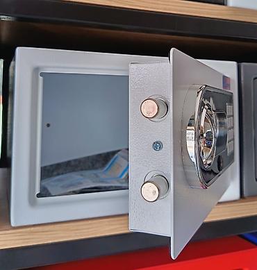 seyfler: Starsafe elektron seyf Ölçüləri:20x20x31 - Rəqəmsal klaviatura ilə — 2