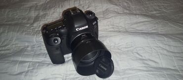 canon eos r qiymeti: Universal fotoaparat və universal obyektiv satılır. bu komplektlə