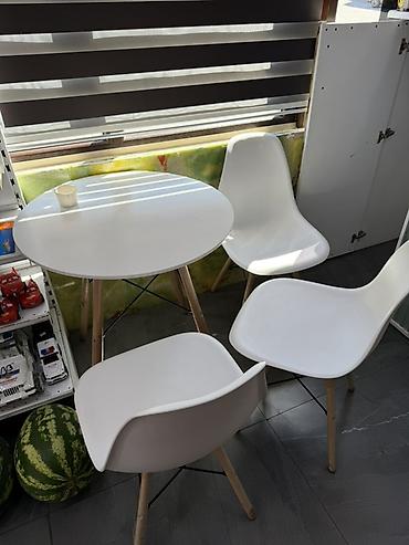 study table: Кухонный стол и стул, Б/у, Самовывоз, цвет - Белый — 1