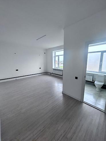 сдаю место кыял: 500 м², 6 комнат и более, Кок-Жар ж/м, Только парням — 10
