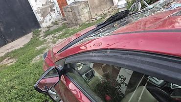 Hyundai Elantra (qırmızı) – ehtiyat hissələri üçün Avtomobildən lalafo.az -da Hyundai Elantra (qırmızı) – ehtiyat hissələri üçün Avtomobildən