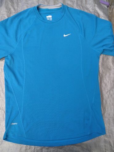 prsluk s: Men's T-shirt Nike, S (EU 36), bоја - Svetloplava