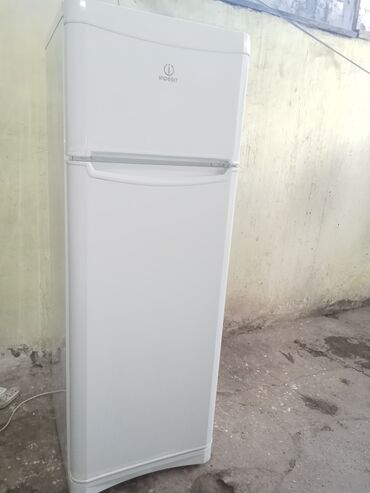 Техника для кухни: 2 двери Indesit Холодильник Продажа, цвет - Белый